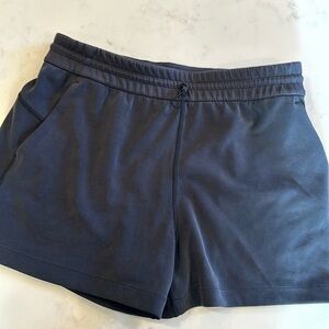 lululemon Soft stream Black shorts